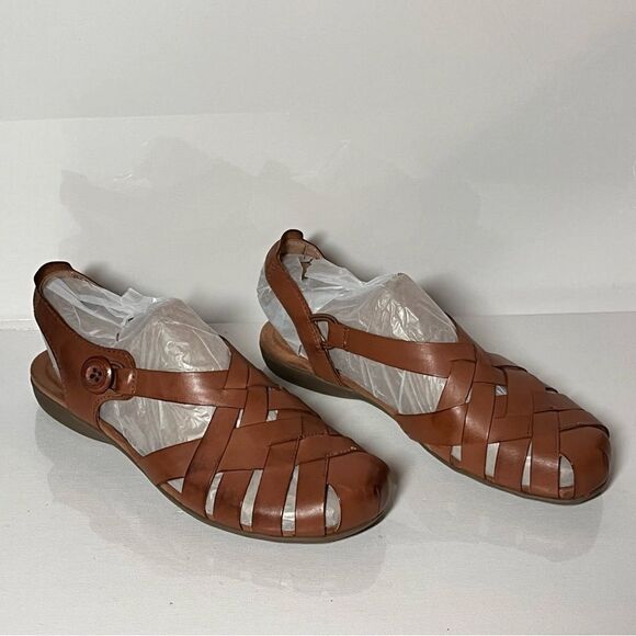 Earth Belita Leather Fisherman Sandals - Picture 2 of 7